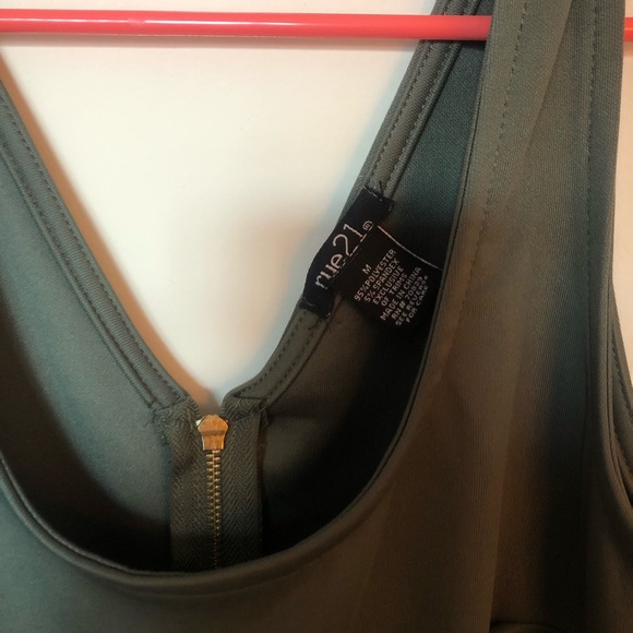 BRAND NEW Olive Green Party Dress 🎉 - Picture 5 of 5